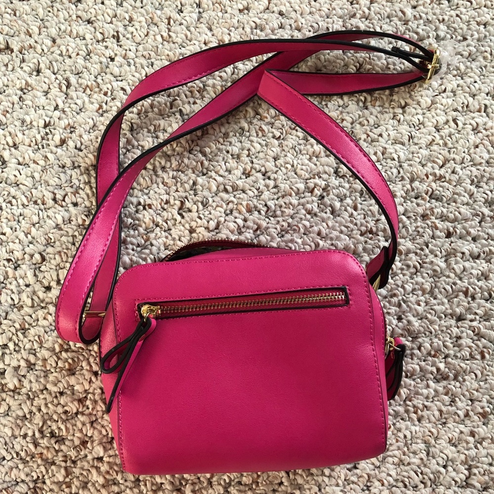 Really cute Pink crossbody!